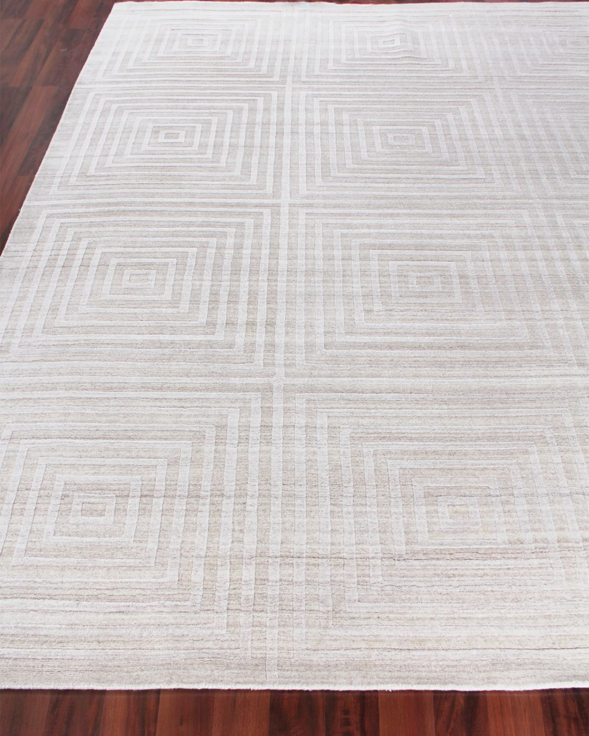 Exquisite Rugs Portlyn Hand-Loomed Rug | Thumbnail 5