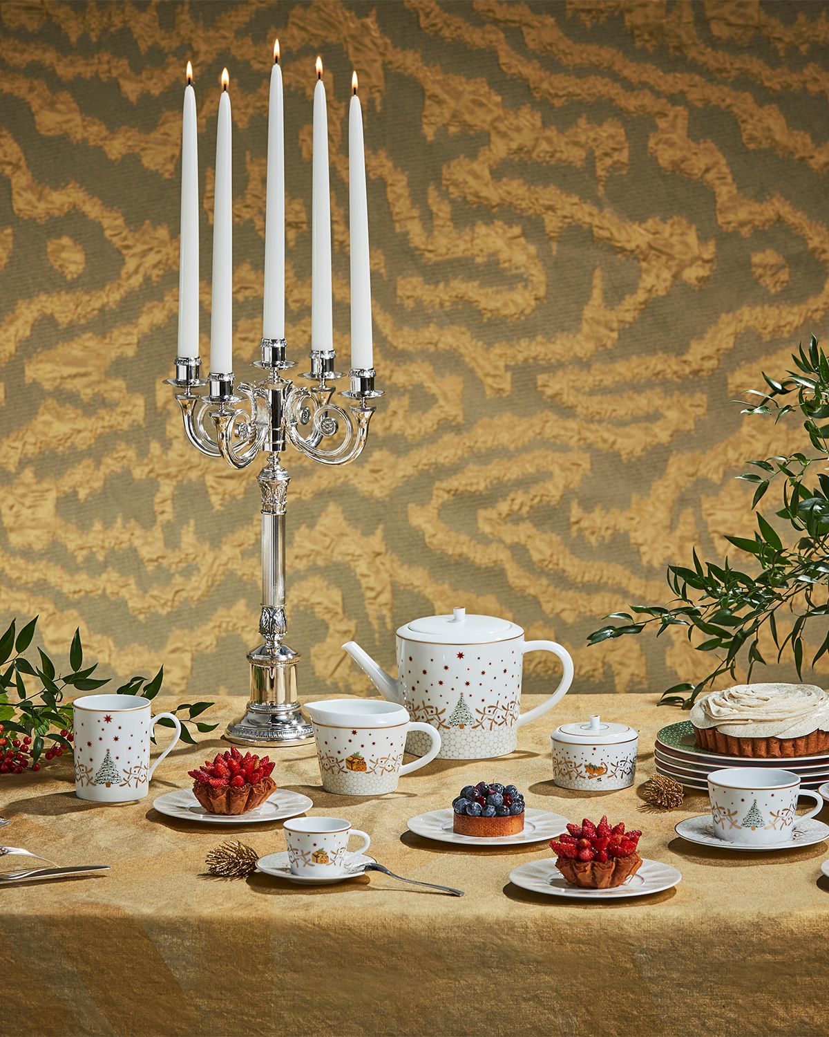 Bernardaud Noel Teacup