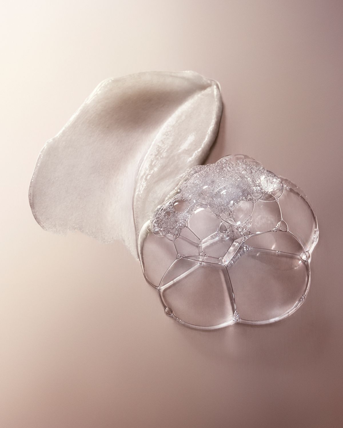 Hourglass Cosmetics Equilibrium Rebalancing Cream Cleanser