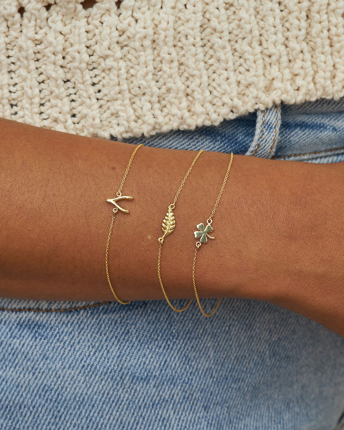 Jennifer Meyer 18k Gold Mini Leaf Bracelet