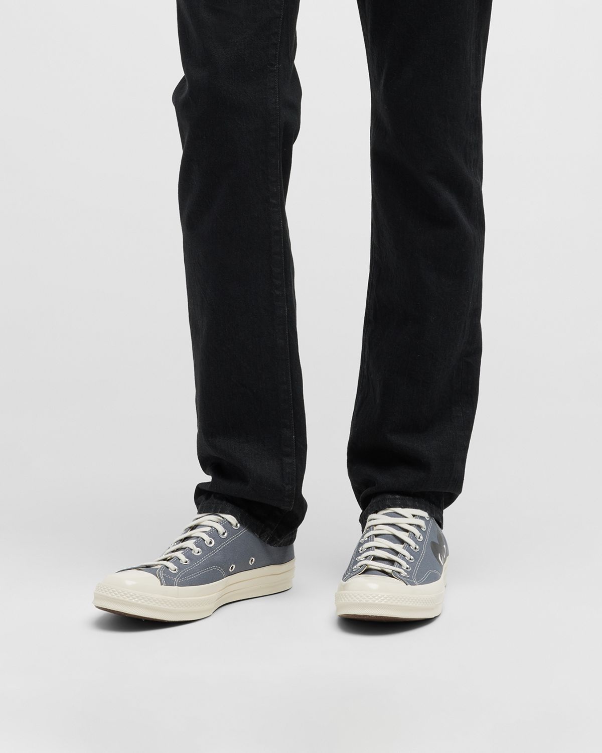 Comme des Garcons x Converse Men 's Chuck Taylor Low-Top Canvas Sneakers | Thumbnail 7 Comme des Garcons x Converse Men 's Chuck Taylor Low-Top Canvas Sneakers | Thumbnail 7