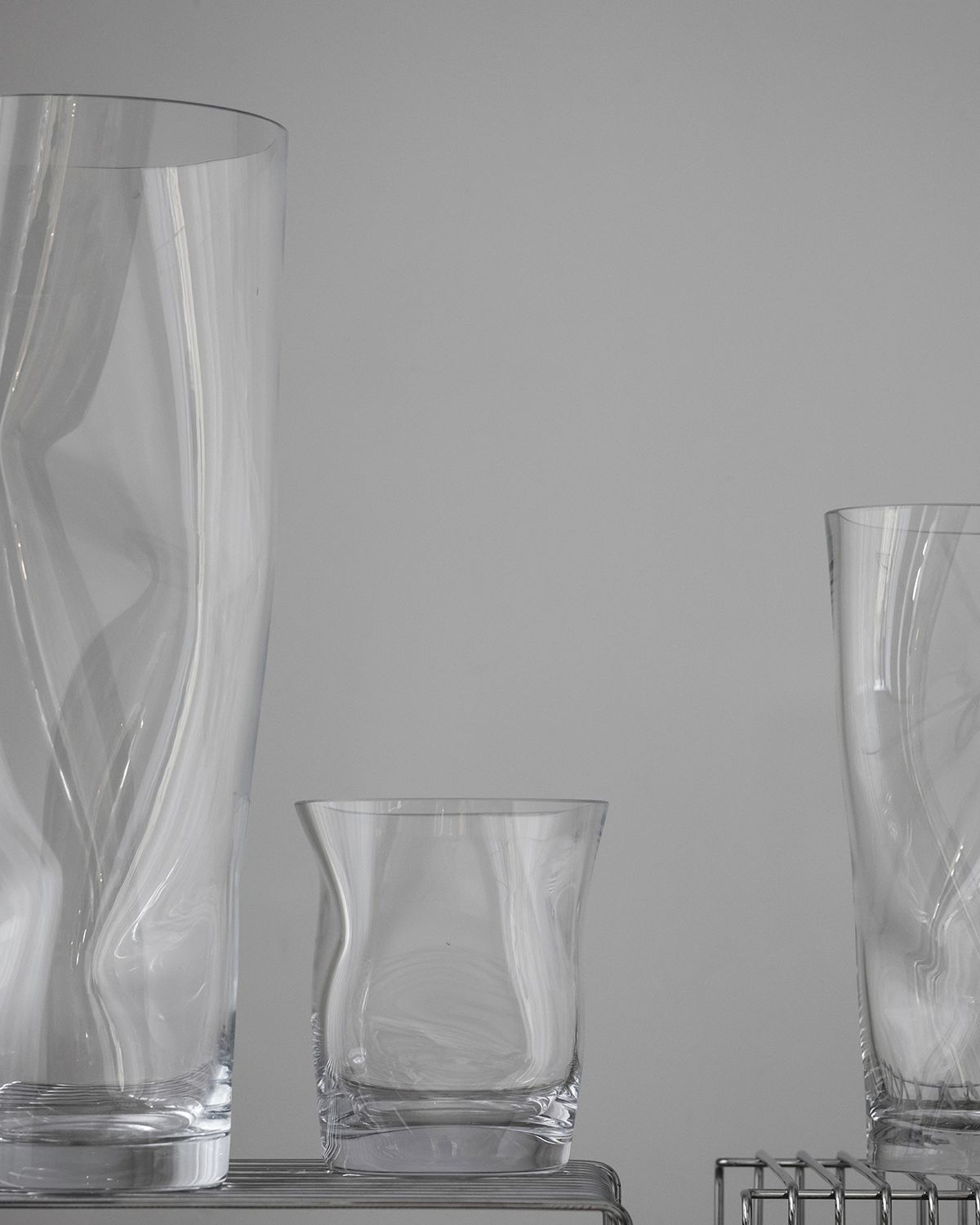 Orrefors Squeeze Tall Crystal Vase | Thumbnail 4