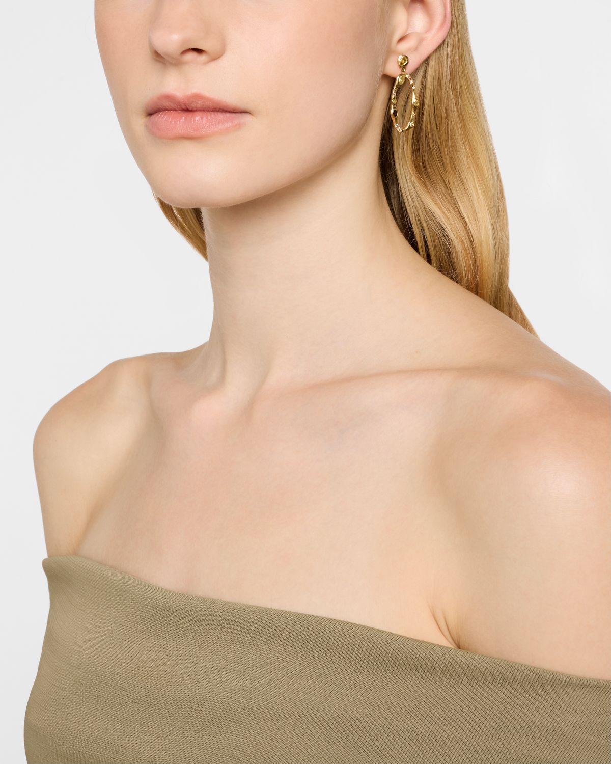 Debra Navarro Pathway 18K Yellow Gold Small Oval Dangle Earrings with Multi-Color Diamonds