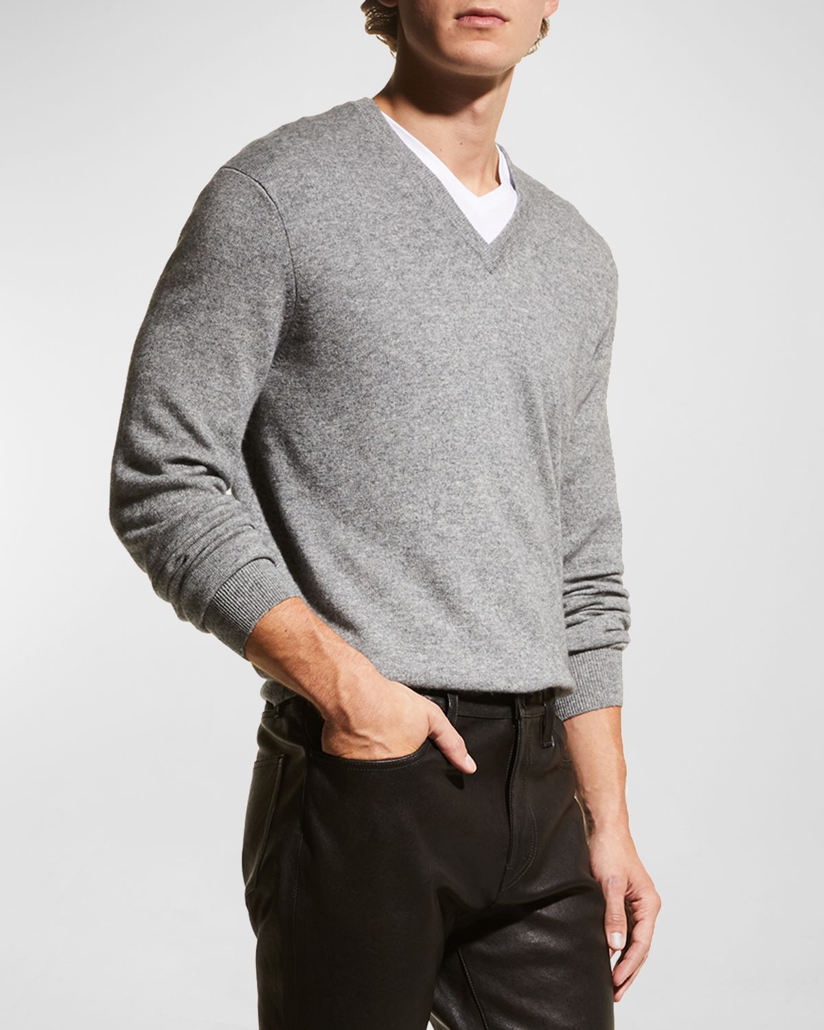 Neiman Marcus Men 's Wool-Cashmere Knit V-Neck Sweater | Thumbnail 5