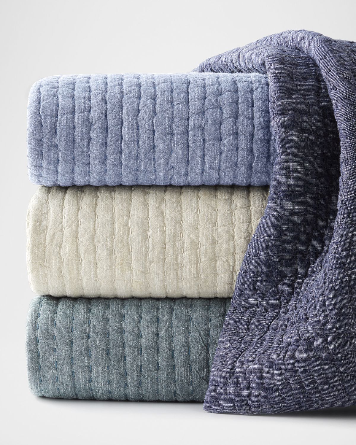 John Robshaw Vivada Coverlet, Queen | Thumbnail 4 John Robshaw Vivada Coverlet, Queen | Thumbnail 4
