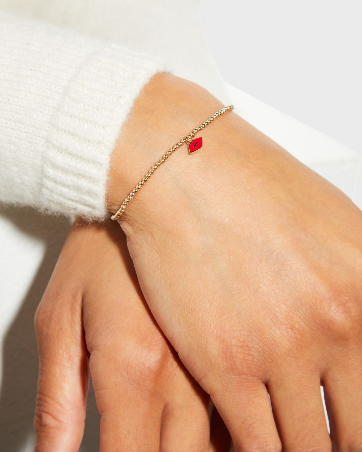Sydney Evan 2mm Gold Bead Bracelet with Enamel Lips Charm