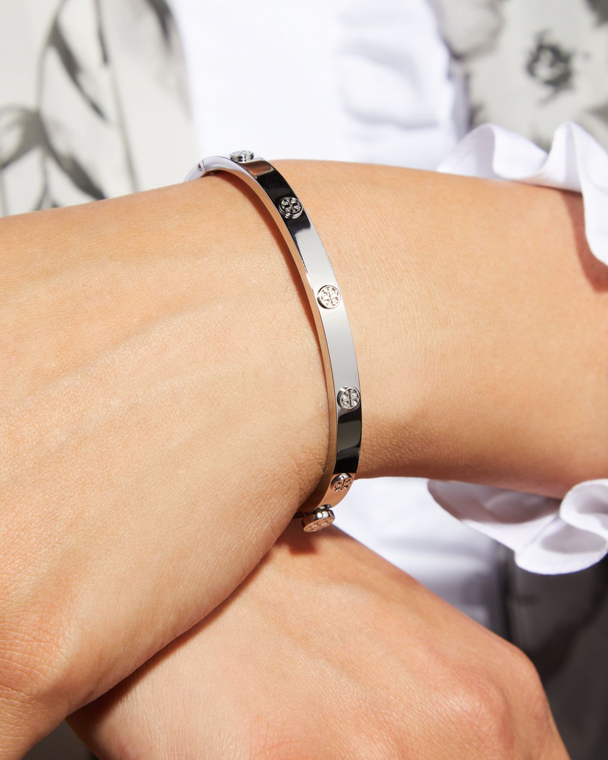 Tory Burch Thin Icon Hinge Bracelet