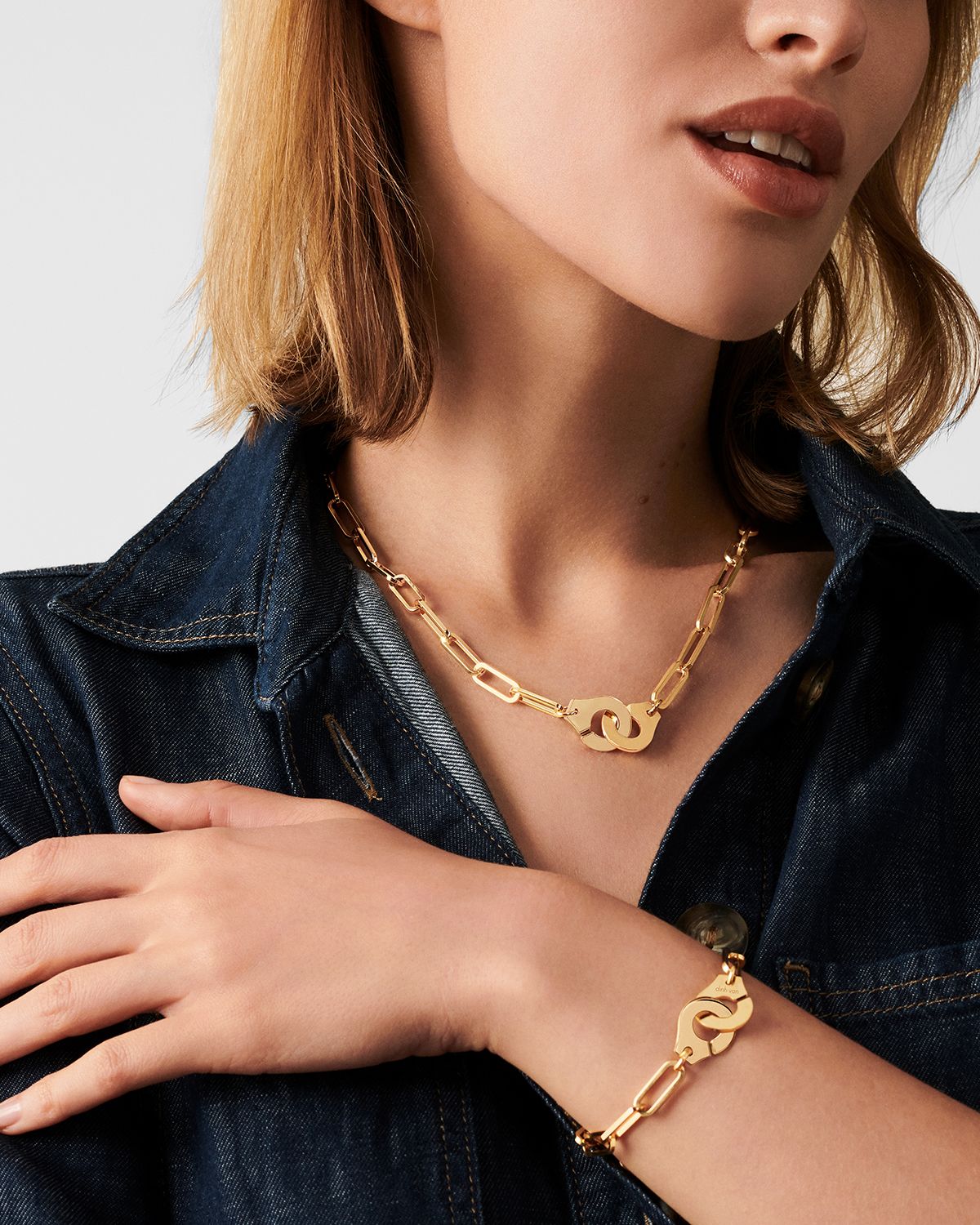 DINH VAN Yellow Gold Menottes R15 Extra-Large Bracelet