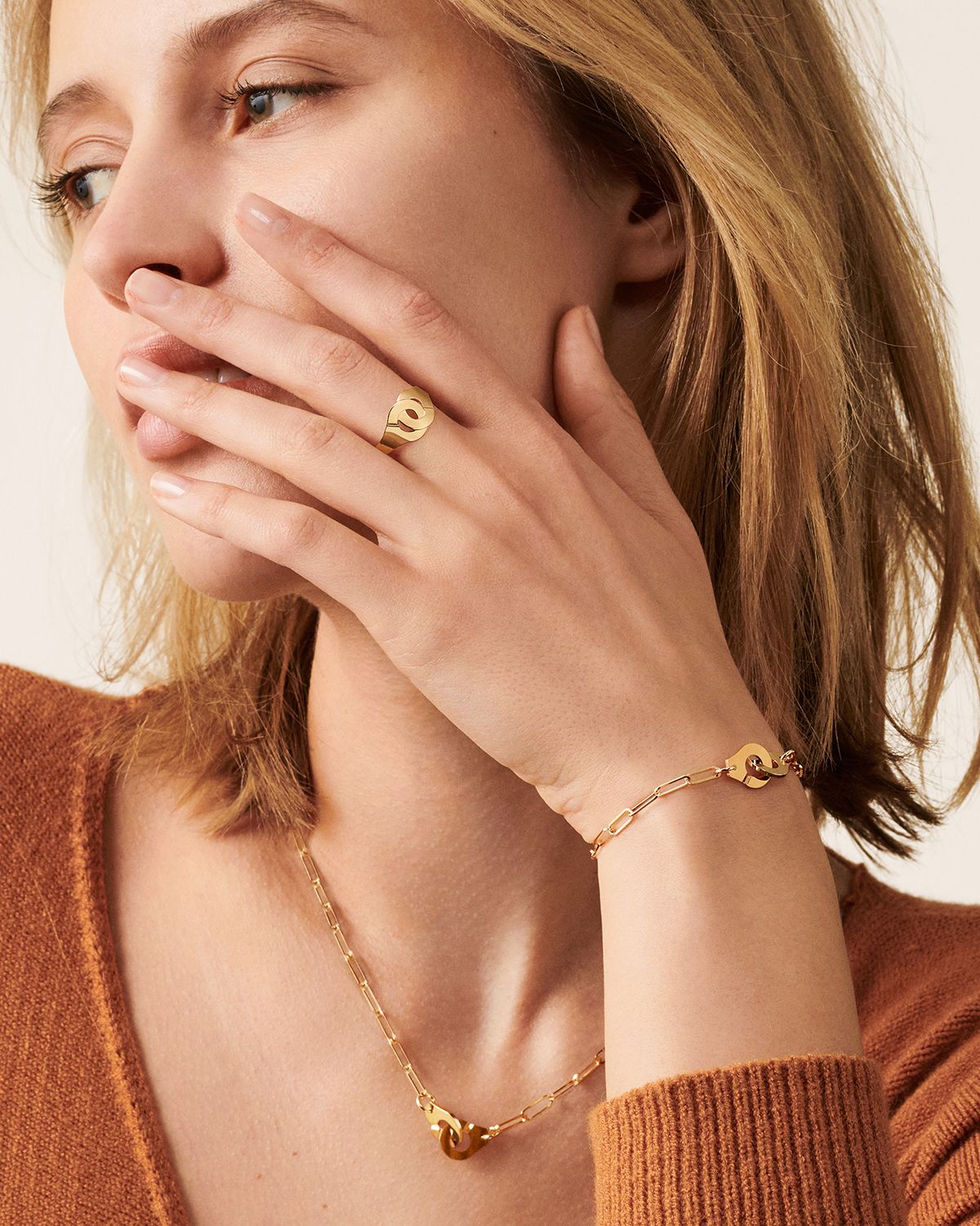 DINH VAN Yellow Gold Menottes R10 Medium Chain Necklace