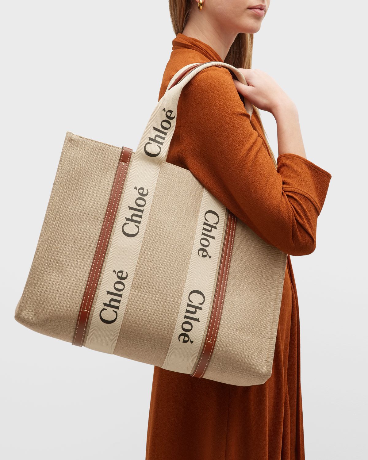 Chloe Woody Large Tote Bag in Linen