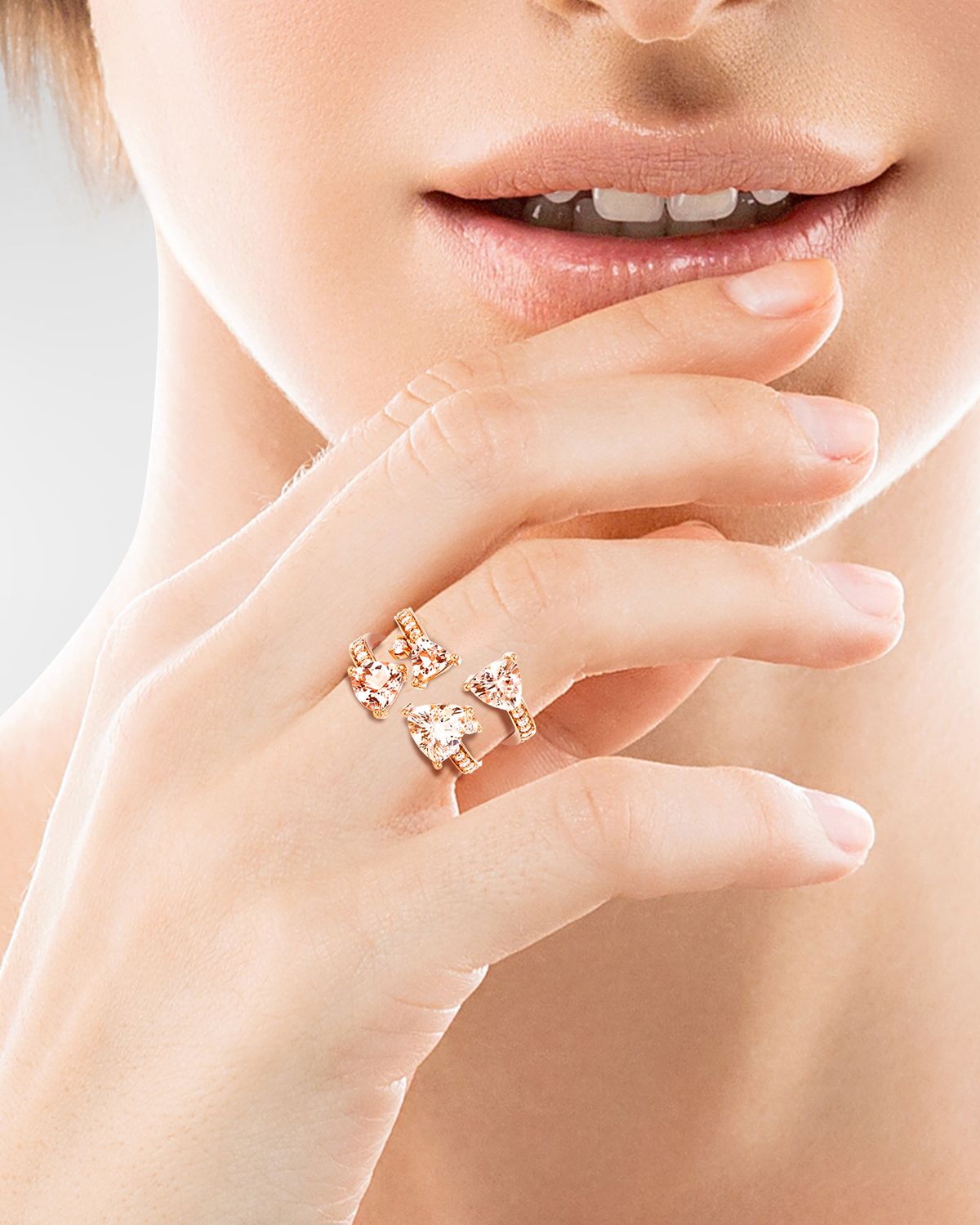 Hueb 18K Mirage Pink Gold Ring with VS/GH Diamonds and Four Rose Morganite