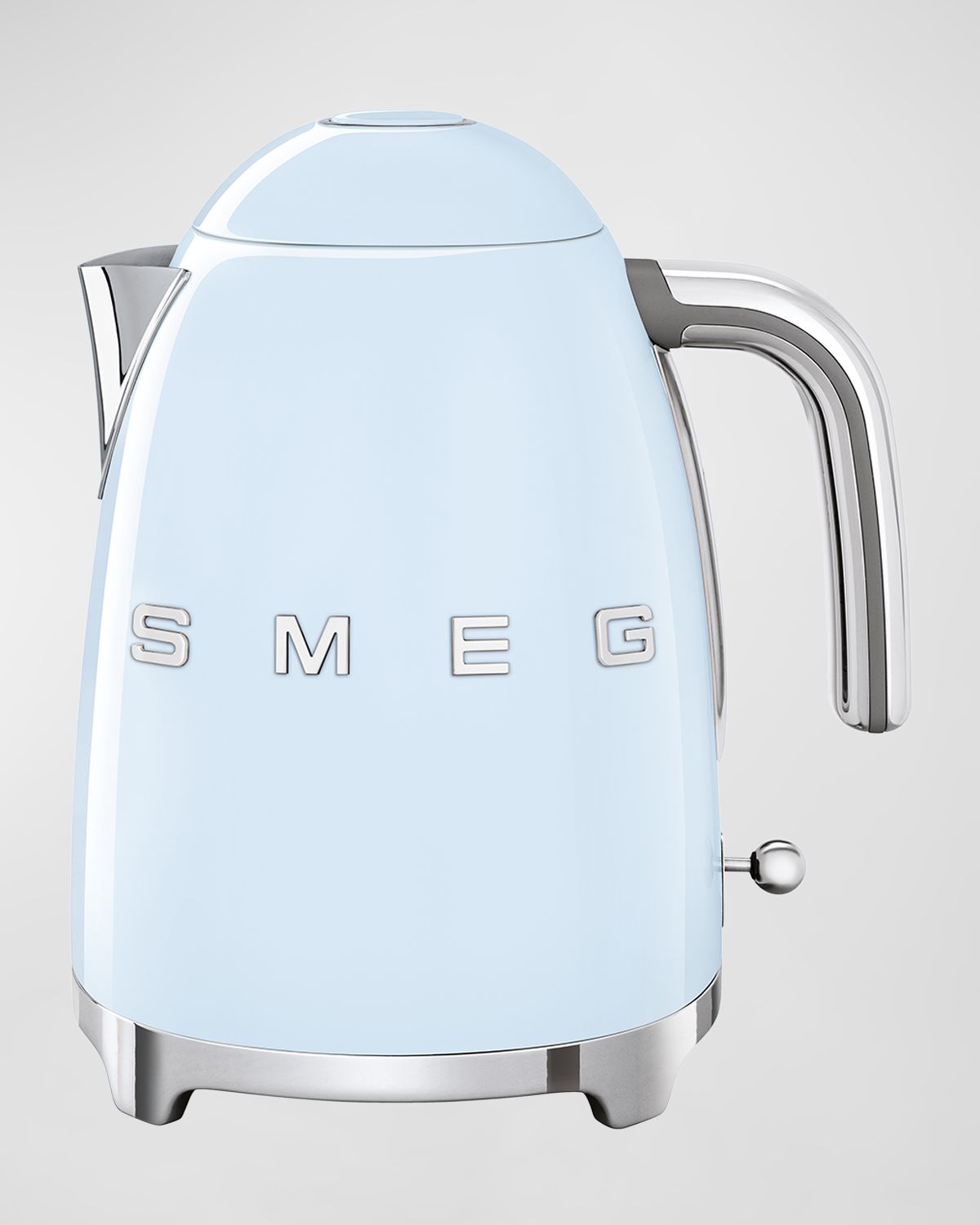 Smeg Retro Electric Kettle, Polished White | Thumbnail 4 Smeg Retro Electric Kettle, Polished White | Thumbnail 4