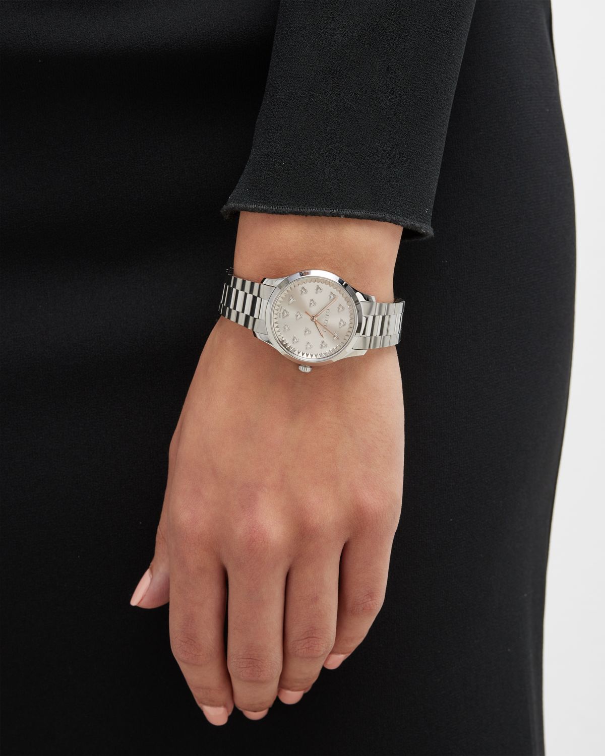 Gucci 32mm Bee Bracelet Watch