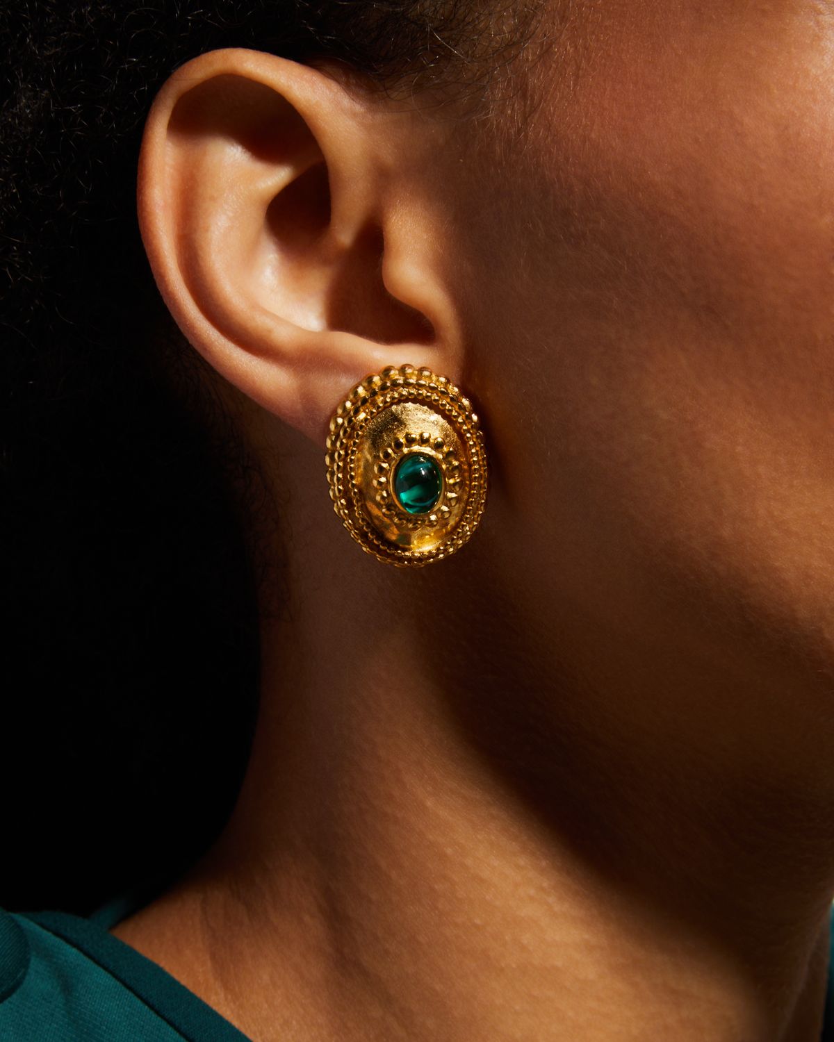 Ben-Amun Emerald Glass Clip-On Earrings