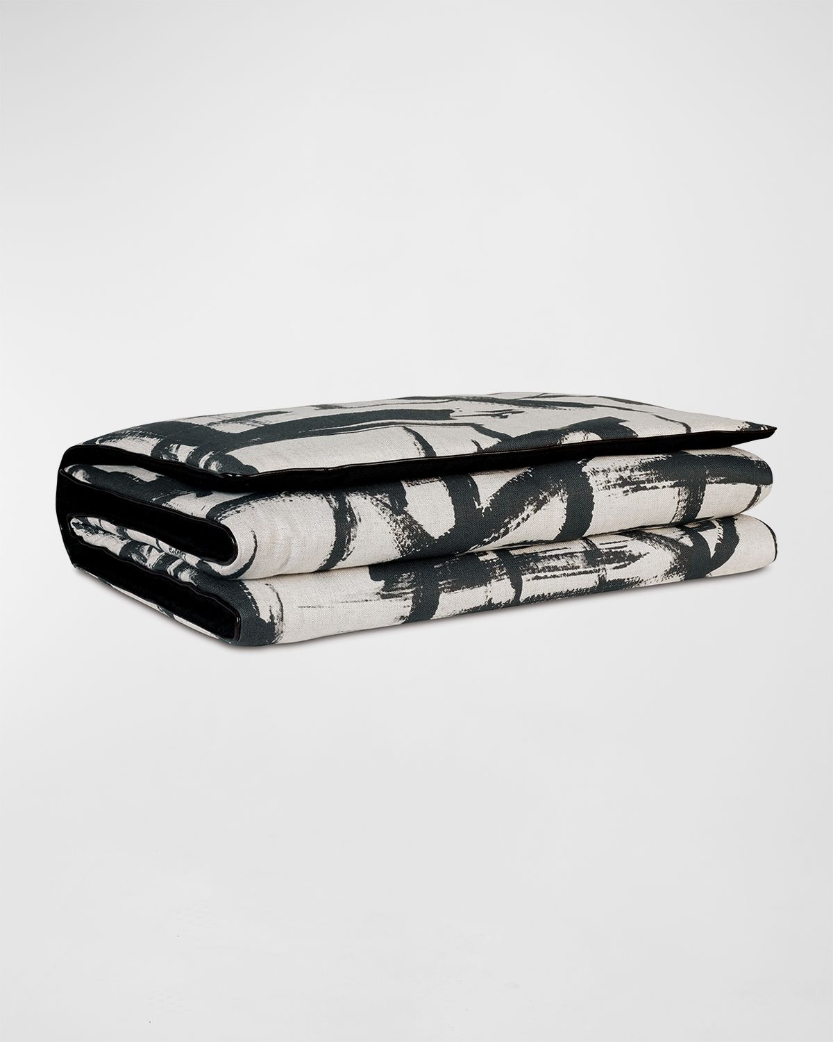 Eastern Accents Zelda Graphic Bed Scarf