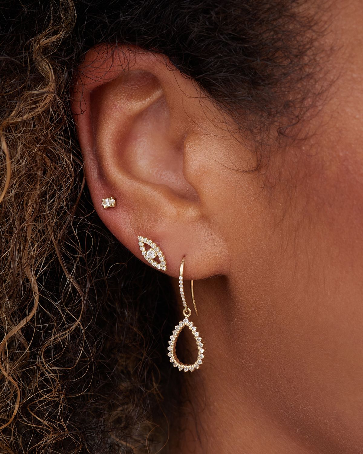 Jennifer Meyer Mini 3-Prong Open Teardrop Earrings