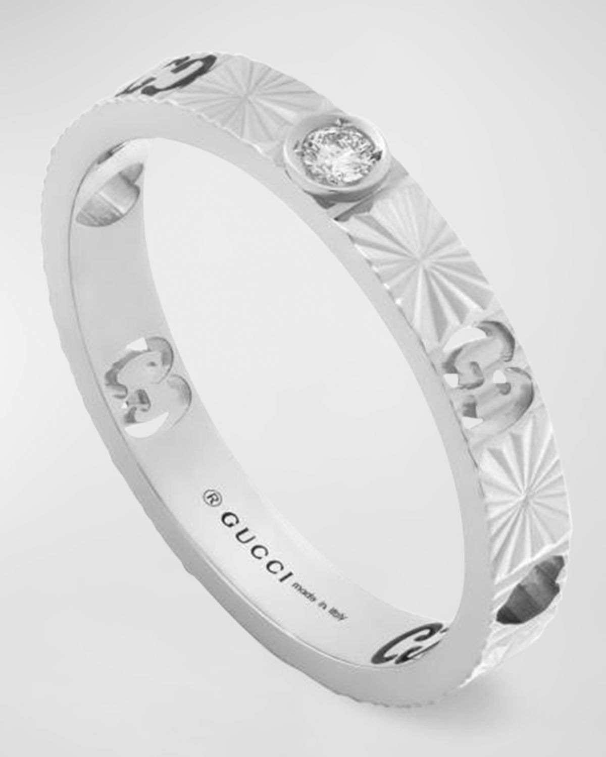 Gucci 18k White Gold Icon Diamond Heart Ring