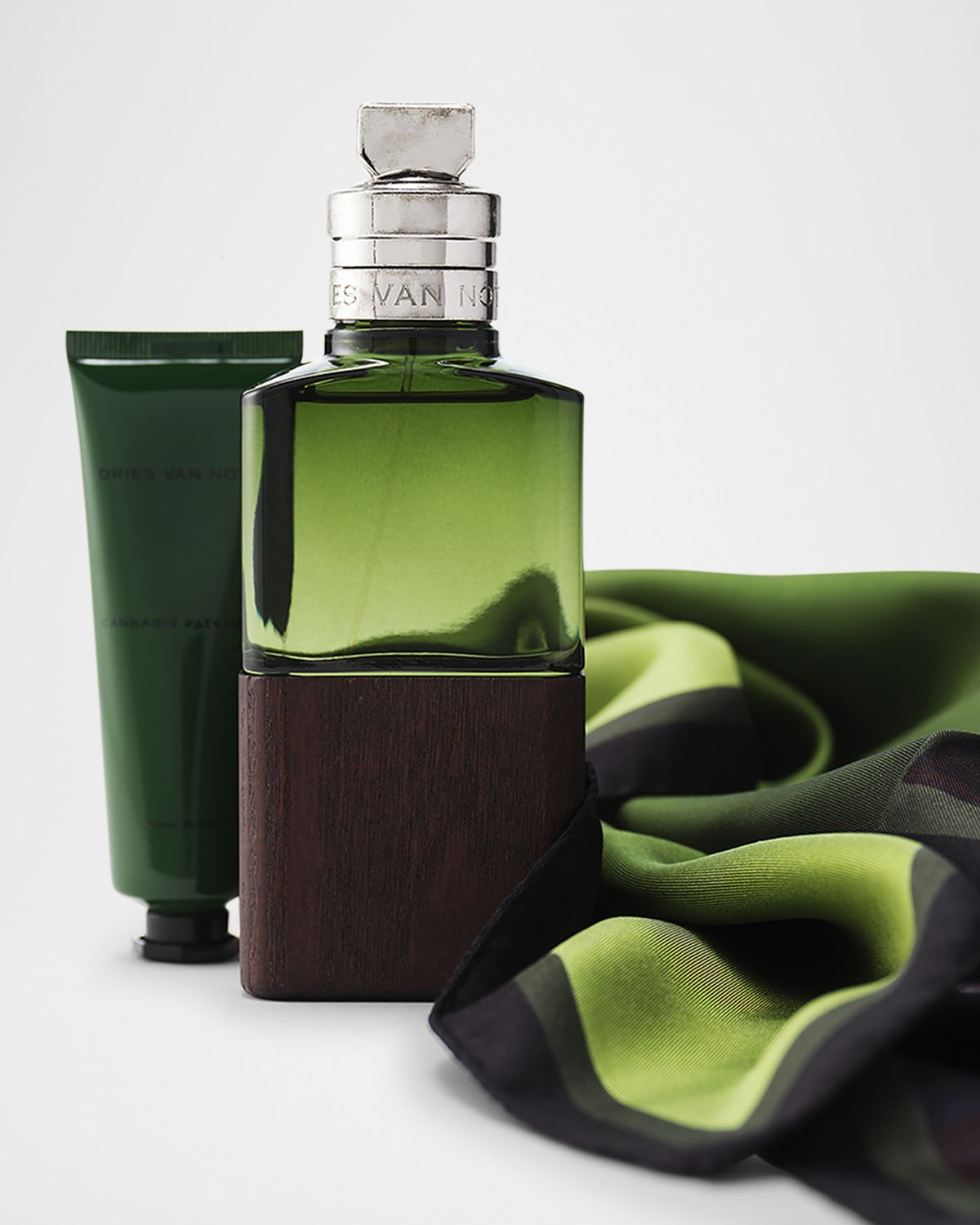 Dries Van Noten Cannabis Patchouli Silk Foulard | Thumbnail 3 Dries Van Noten Cannabis Patchouli Silk Foulard | Thumbnail 3