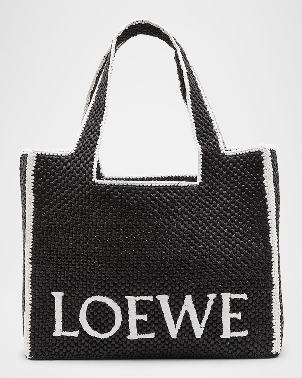 Loewe x Paula 's Ibiza Font Logo Large Tote Bag in Raffia | Thumbnail 8 Loewe x Paula 's Ibiza Font Logo Large Tote Bag in Raffia | Thumbnail 8