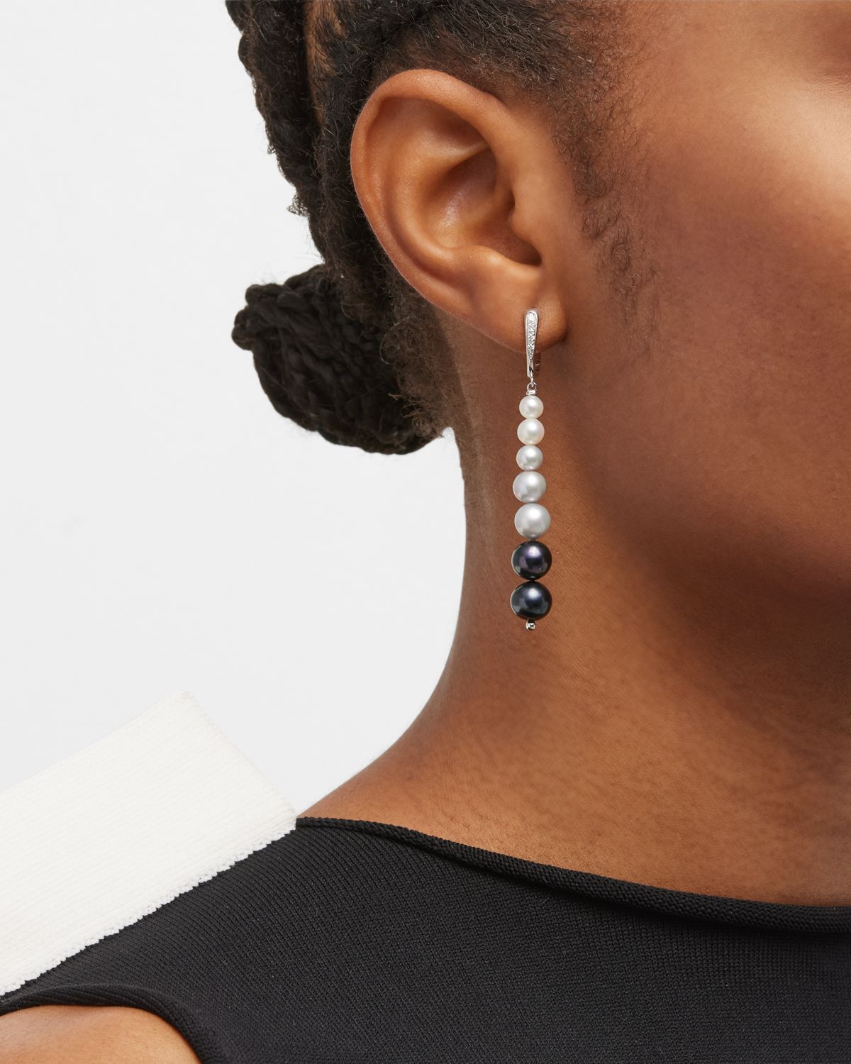 Utopia 18K White Gold Earrings with Diamonds and Graduating Pearls, 4-8mm