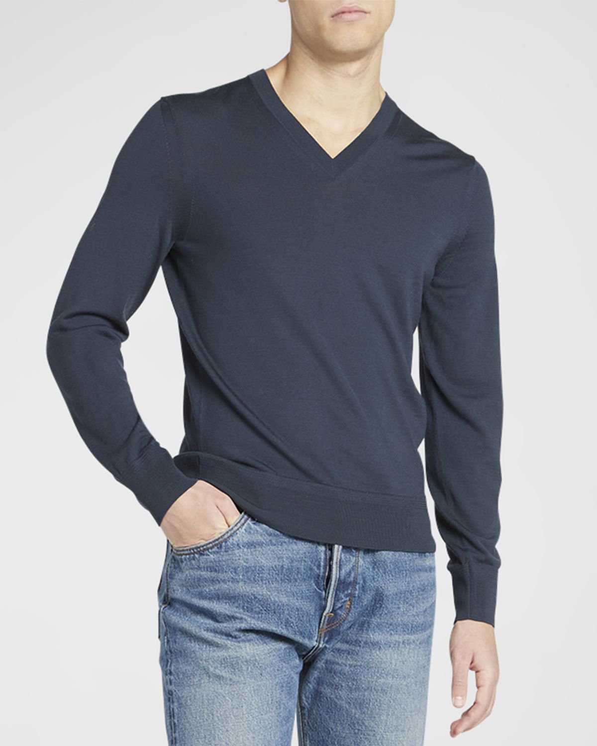 TOM FORD Men 's Merino Wool V-Neck Sweater