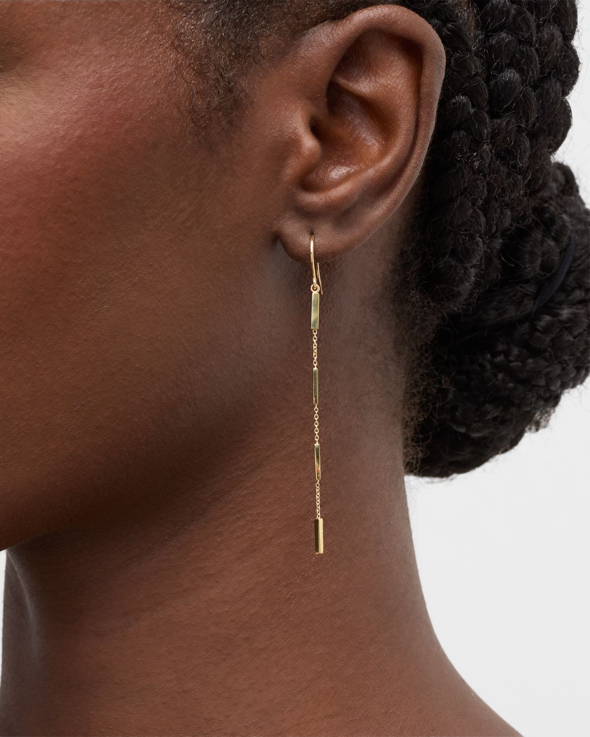 Jennifer Meyer 18k Bar By The Inch Drop Earrings