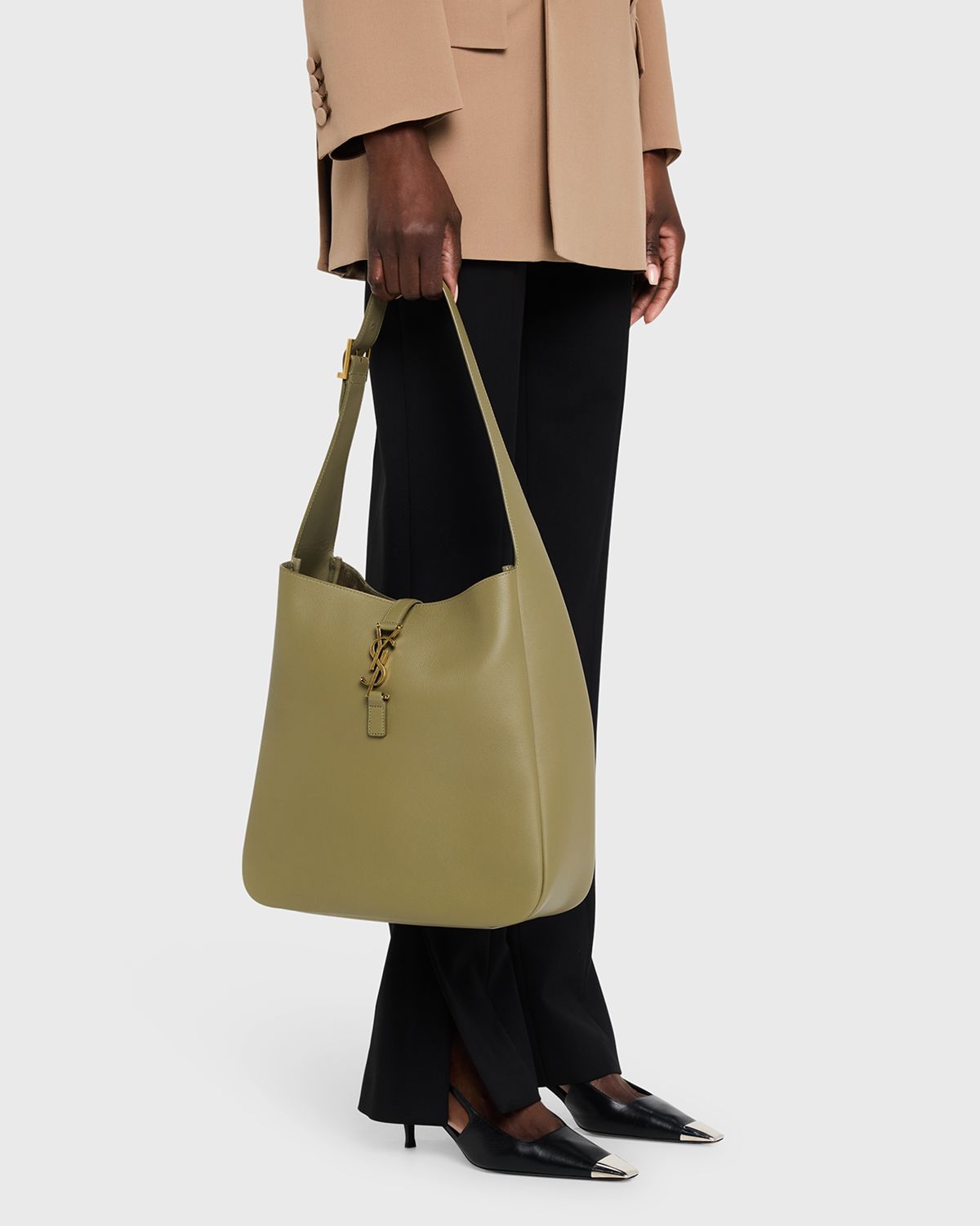 Saint Laurent Le 5 A 7 Large Shoulder Bucket Bag in Smooth Leather