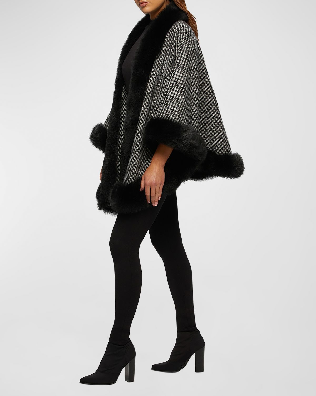 Gorski Cashmere Capelet with Lamb Shearling Trim