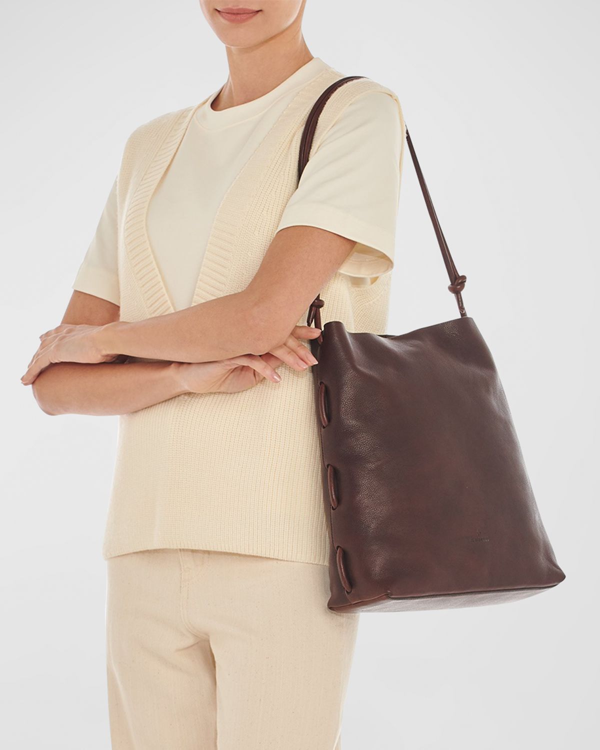 Il Bisonte Snodo Knot Leather Shoulder Bag
