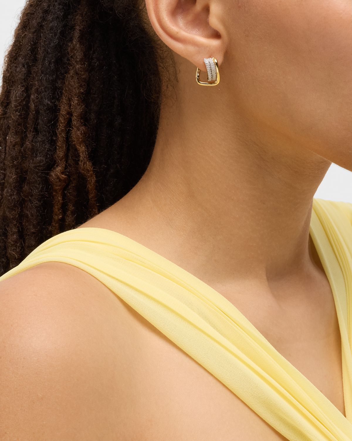 Walters Faith Huxley 18k Yellow Gold Diamond Coil Link Huggie Earrings