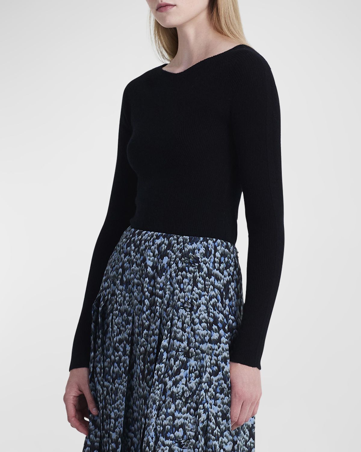 Altuzarra Lee Boat-Neck Long-Sleeve Cashmere Sweater | Thumbnail 3