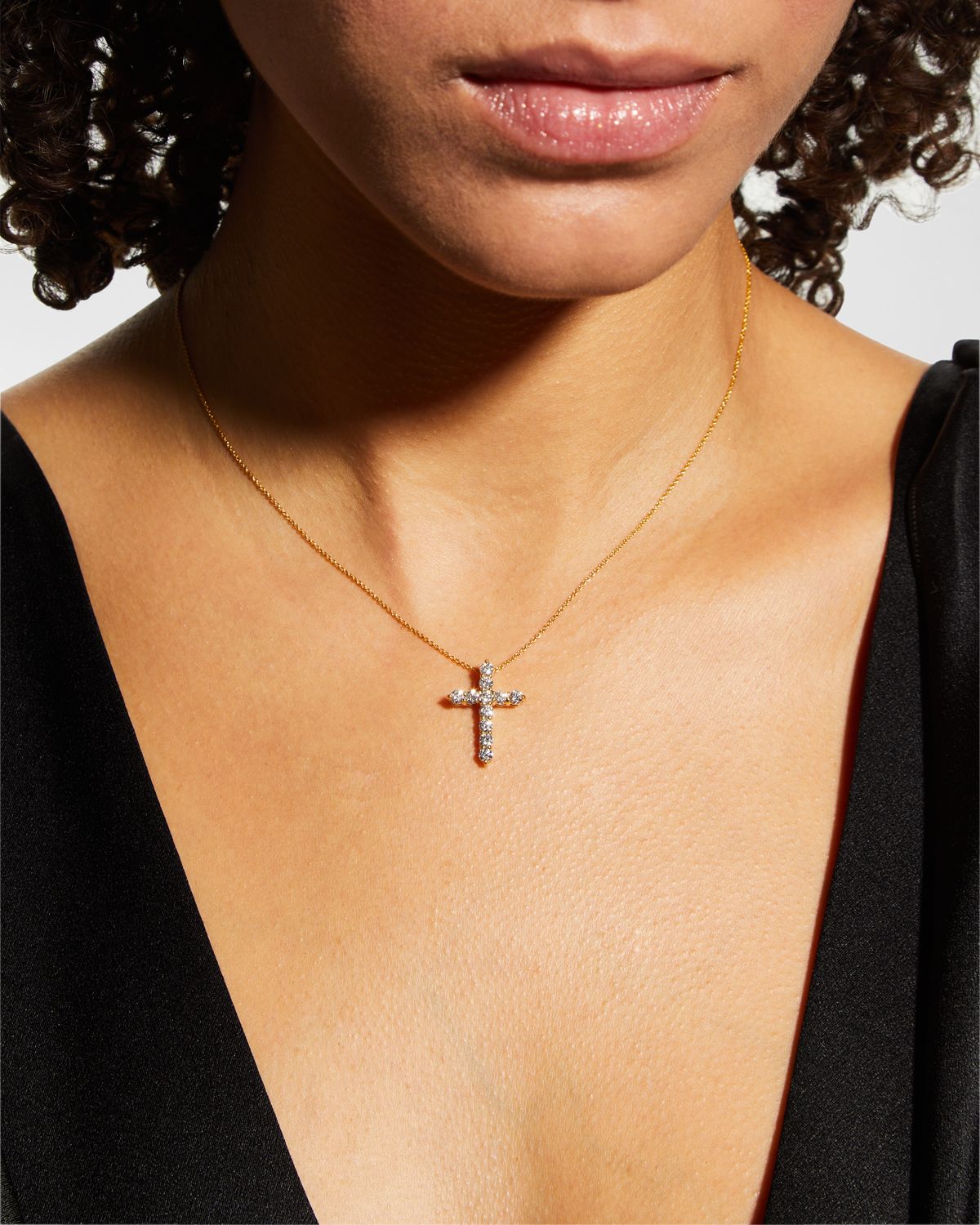 Roberto Coin 18K Diamond Cross Necklace, 20x15mm