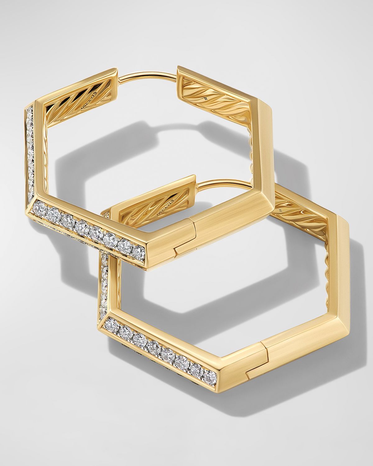 David Yurman Carlyle Hoop Earrings with Diamonds in 18K Gold, 4mm, 1"L