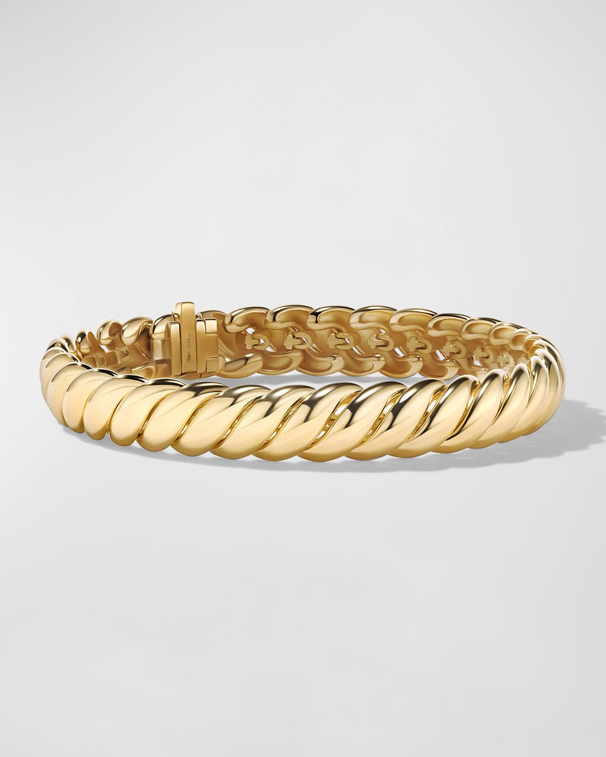 David Yurman 8.5mm Sculpted Cable Bracelet in 18K Gold