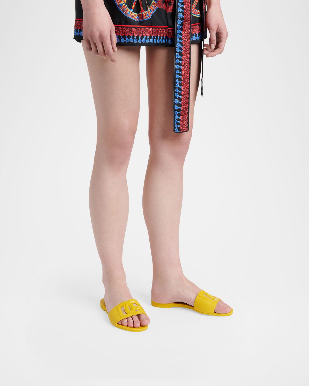 Dolce & Gabbana Cut-Out DG Rubber Sandals | Thumbnail 7