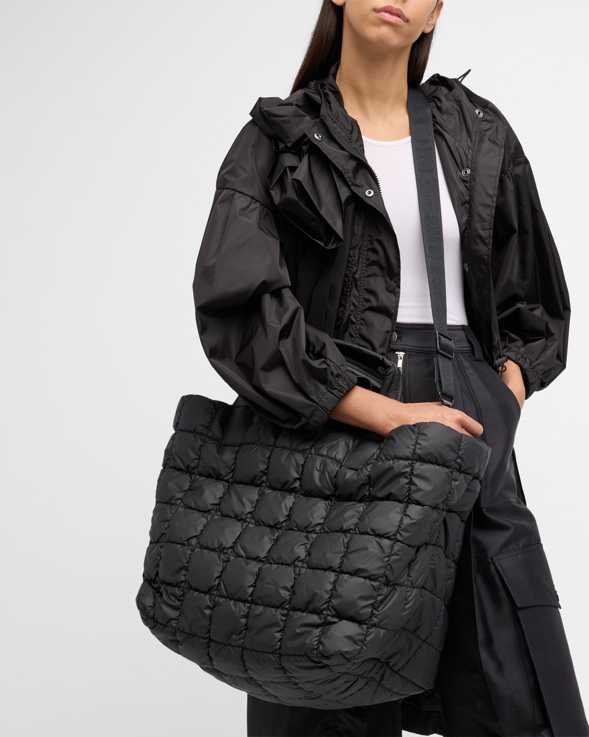 VeeCollective Porter Weekender Quilted Tote Bag