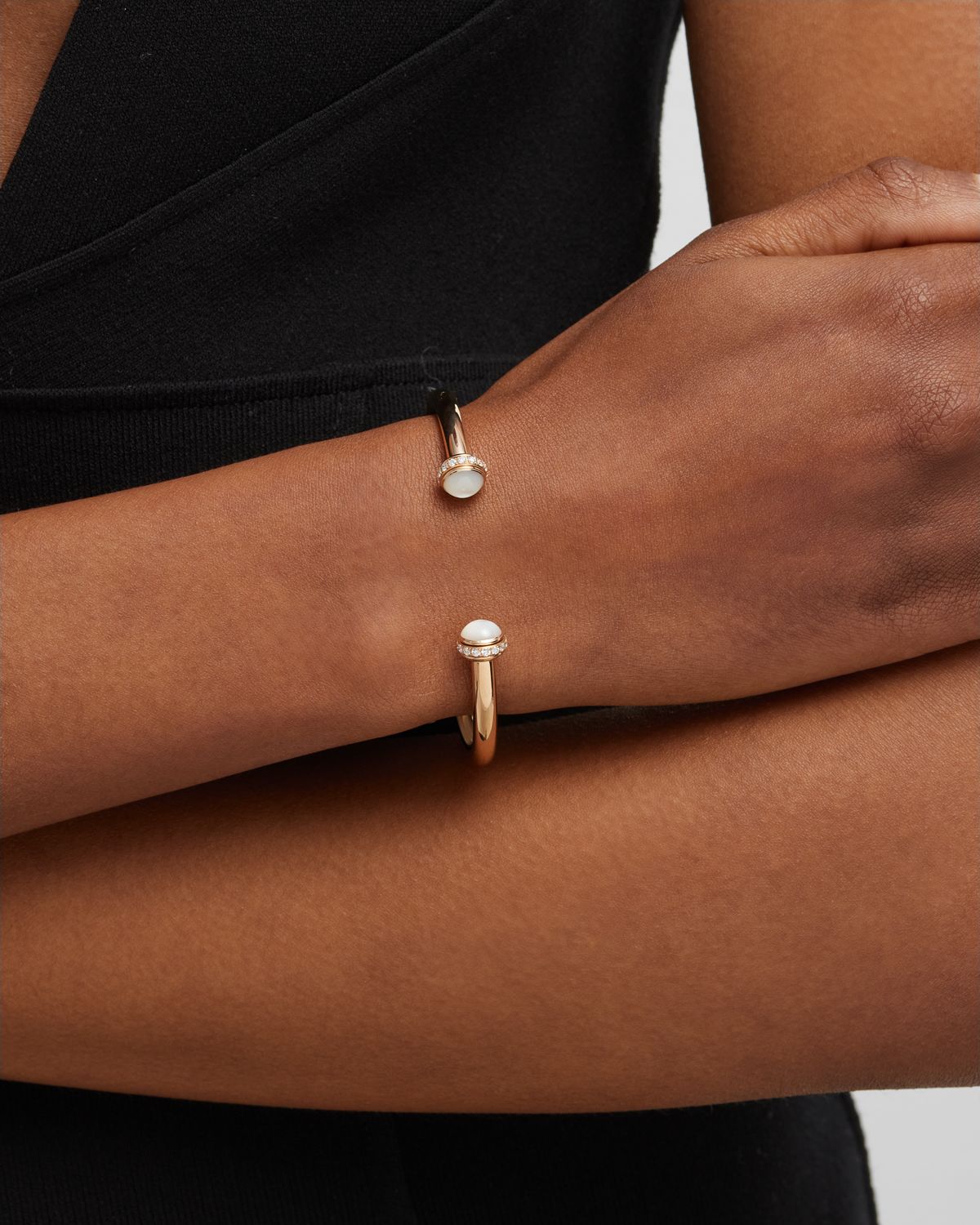 PIAGET Possession 18K Rose Gold Mother of Pearl & Diamond Bracelet