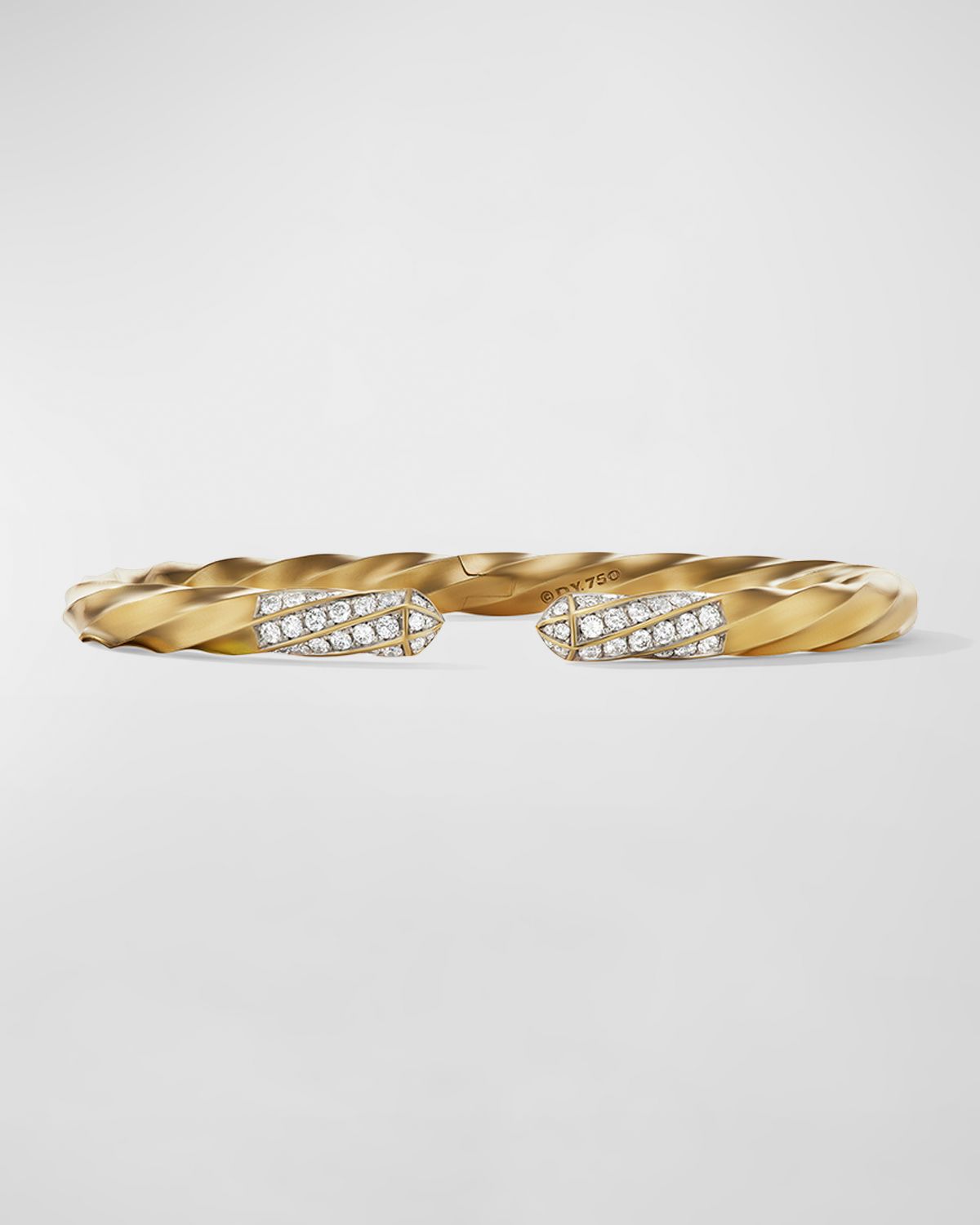 David Yurman Cable Edge Bracelet with Diamonds in 18K Gold, 5.5mm