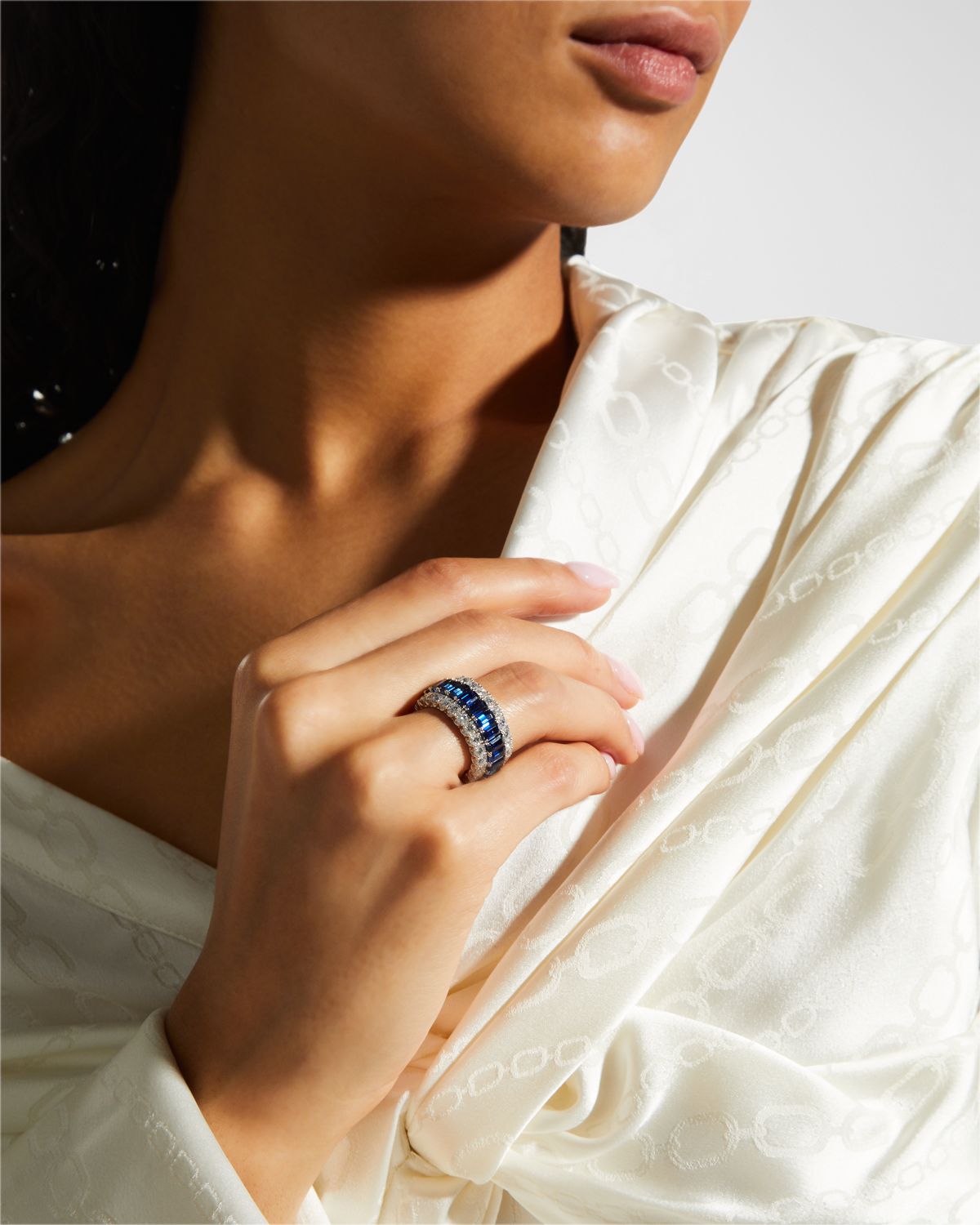 Picchiotti Xpandable 18k White Gold Diamond and Blue Sapphire Ring, Size 6.25 - 9.50