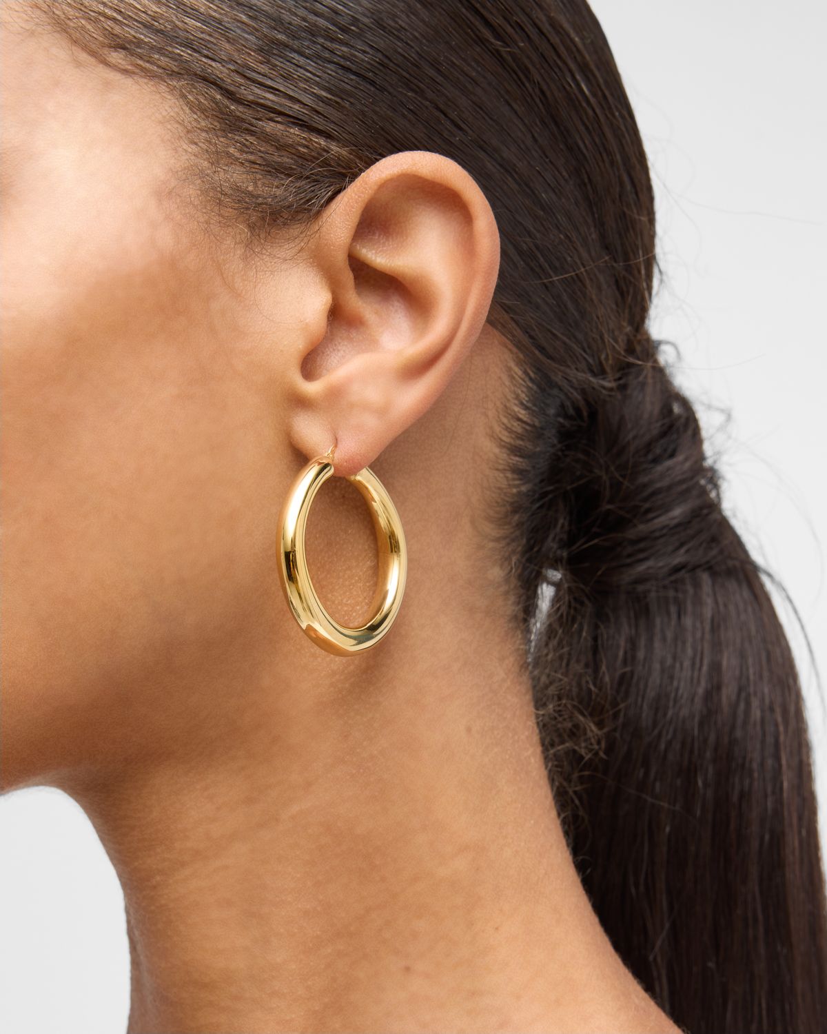 Lisa Nik Golden Dreams 18K Yellow Gold Hoop Earrings