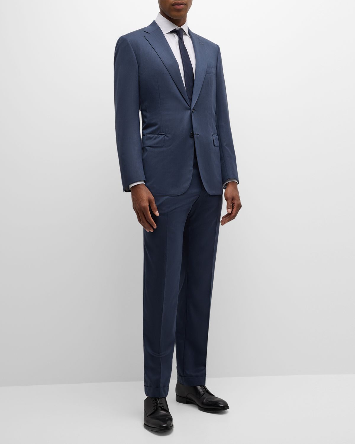 Brioni Men 's Textured Solid Suit