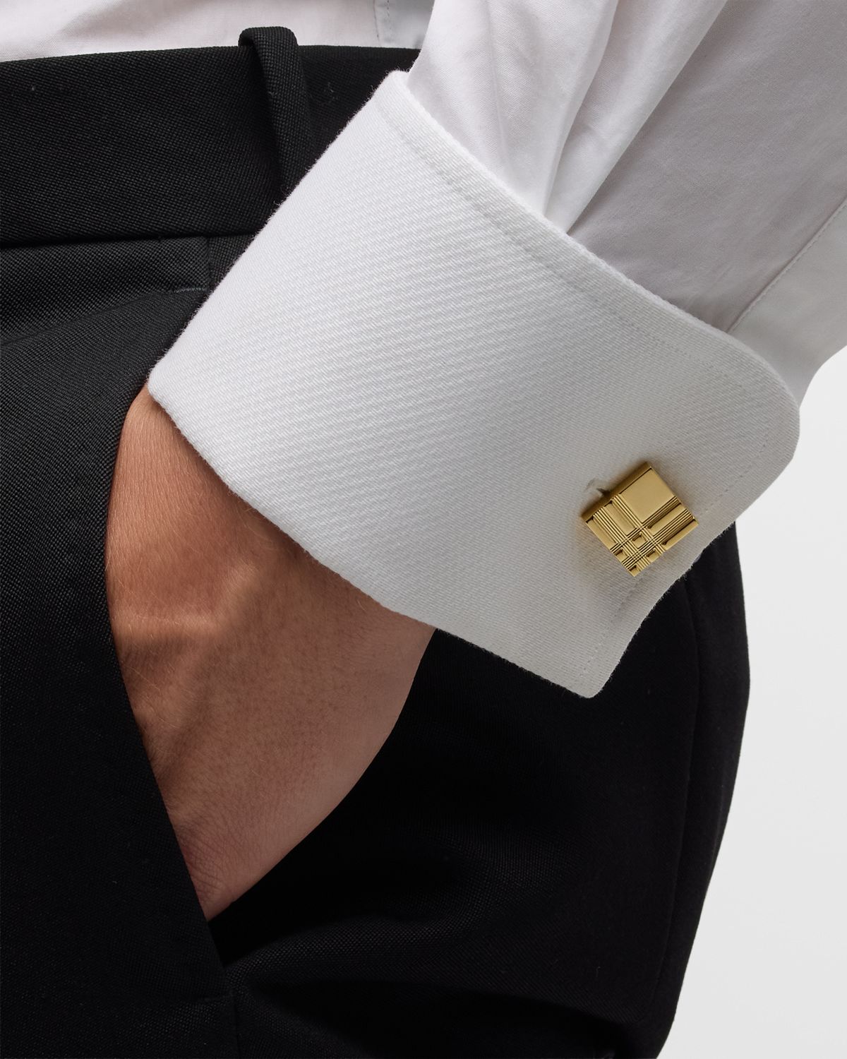 Link Up Men 's Gold-Tone Plaid Etched Square Cufflinks