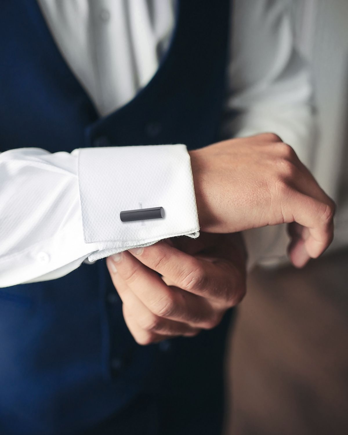 Link Up Men 's Matte Bar Cufflinks