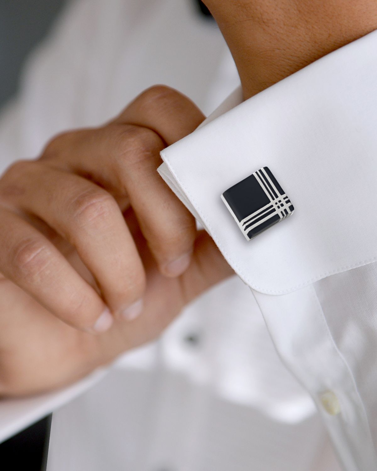 Link Up Men 's Square Enamel Plaid Cufflinks