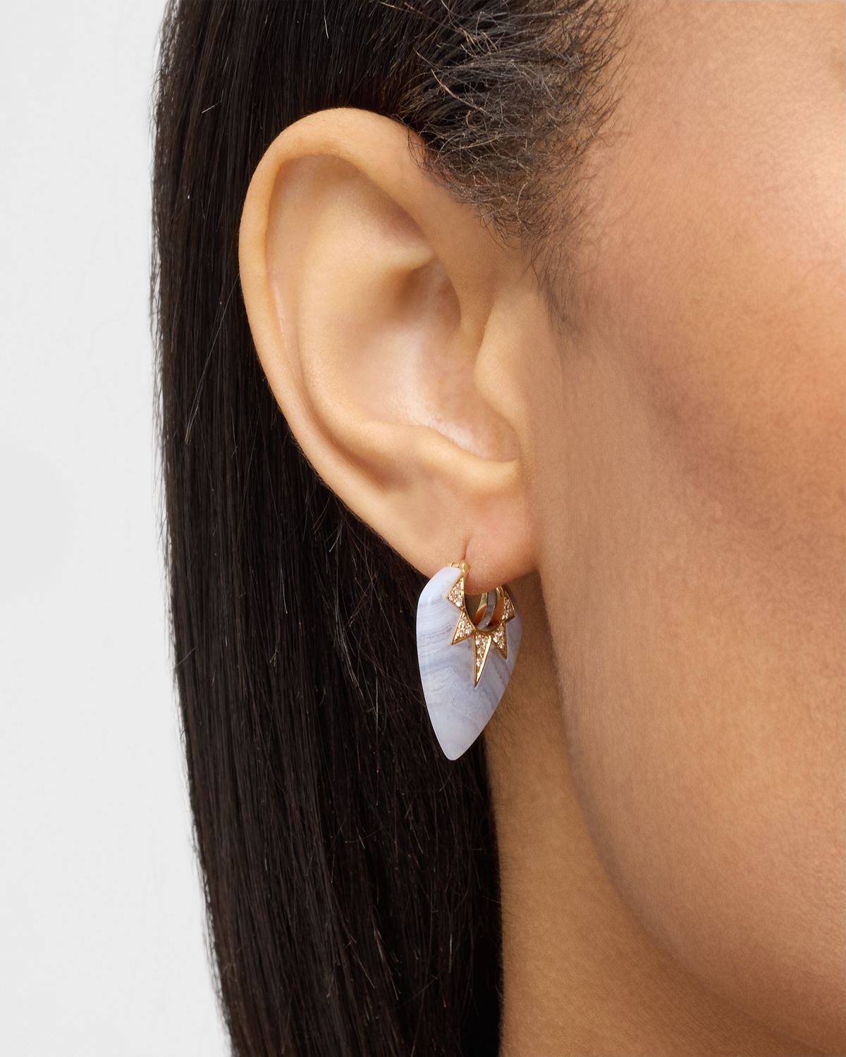 Sorellina 18K Yellow Gold Earrings with Blue Lace Agate and GH-SI Diamonds. 25x20mm