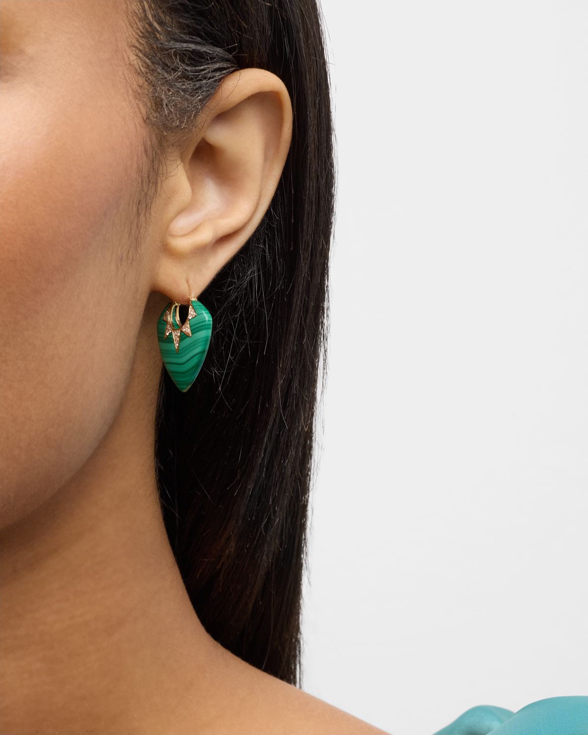 Sorellina 18K Yellow Gold Earrings with Malachite and GH-SI Diamonds, 25x20mm