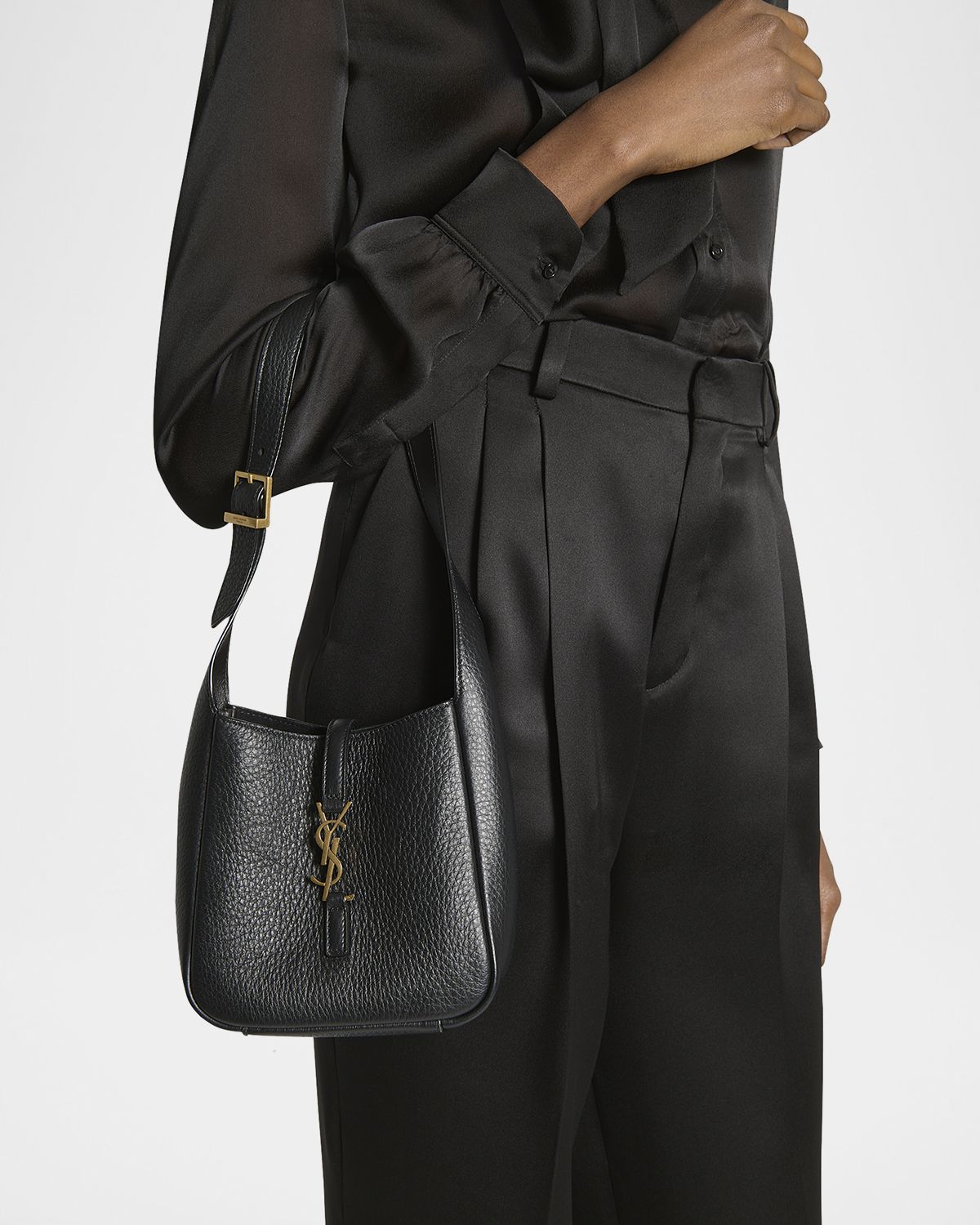 Saint Laurent Le 5 A 7 Hobo Bag in Deer Leather