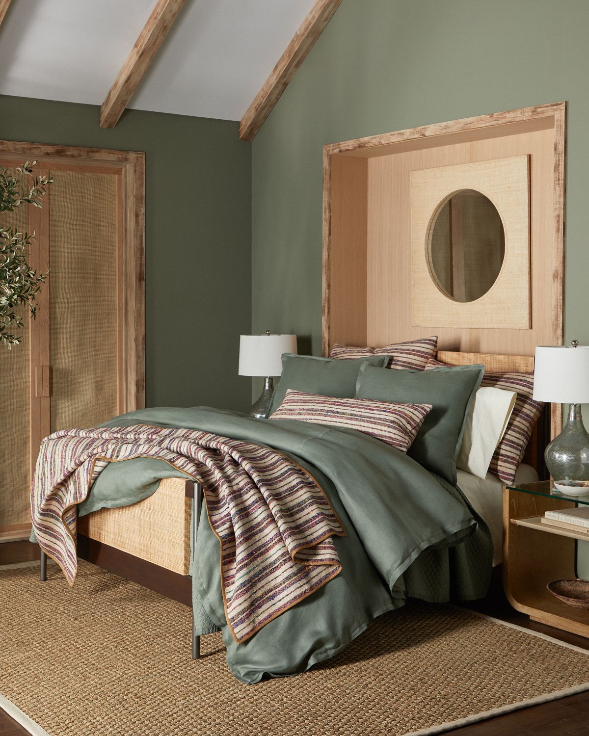 Lili Alessandra Terra Thunder European Sham