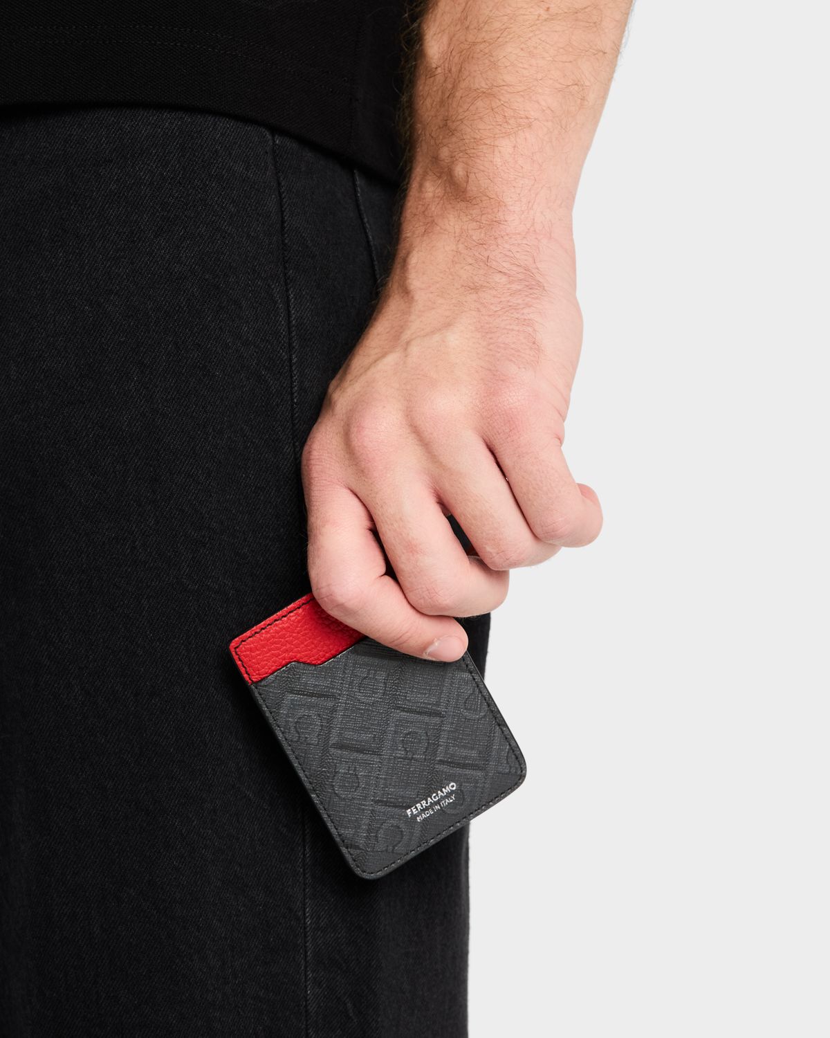 Ferragamo Men 's Monogram MagSafe Card Holder