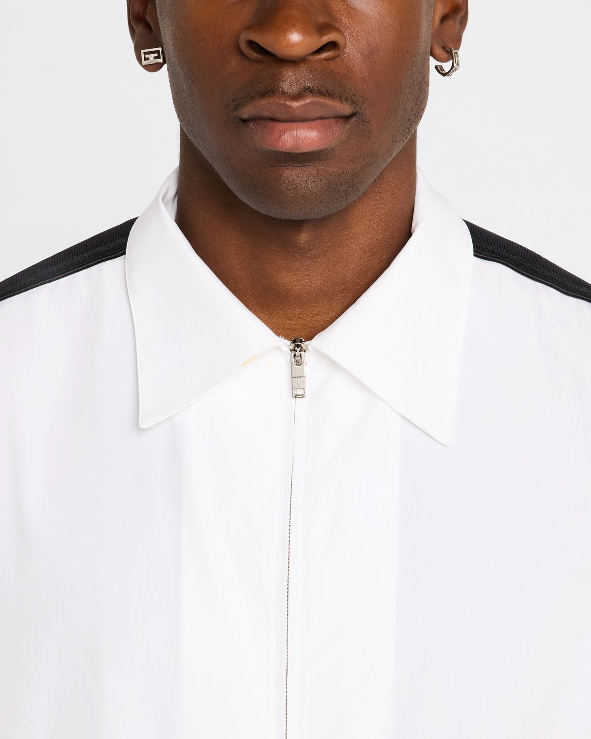 Givenchy Men 's 2G Silvery Mismatch Earrings